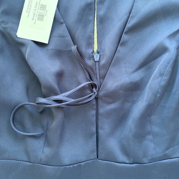 New Park & Fifth Kendal Tie Midi Dress Navy Bubble Satin Medium - Picture 3 of 10